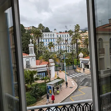 2 Pieces , Centre Ville , 100 Metres Des Plages. Menton Extérieur photo